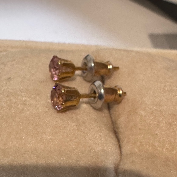 🌸 Elegant Vintage Dainty Pink Crystal Stud Earrings - Picture 12 of 16